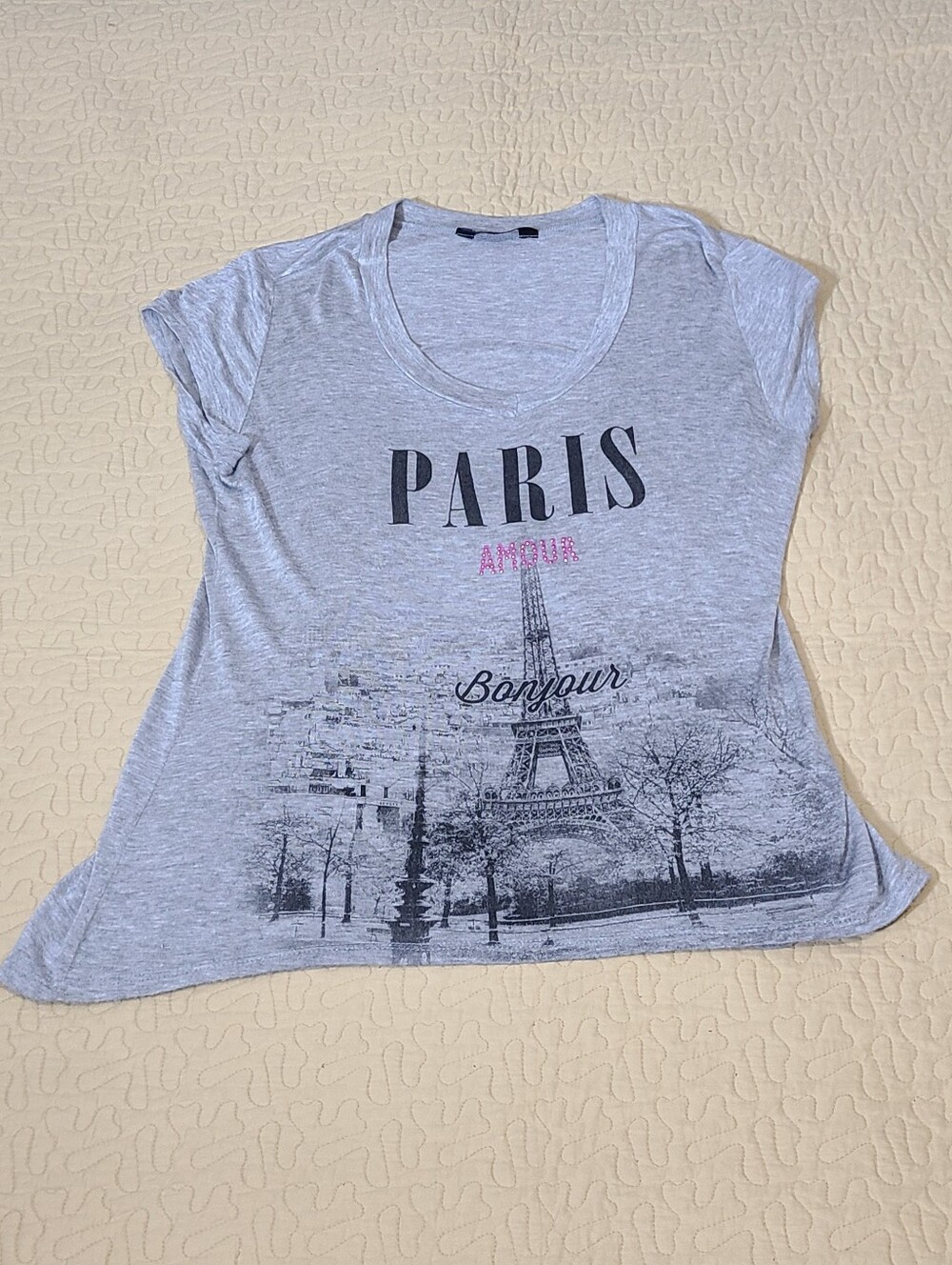 SJS Paris Eiffel Tower Amour Bonjour short sleeve T shirt size L